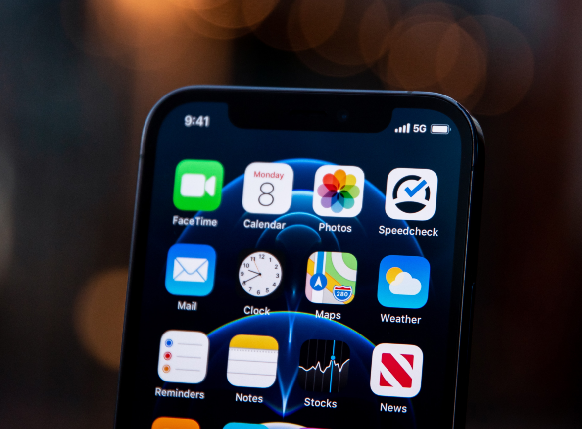 涪城苹果手机维修分享为什么 iPhone 12 在冬季会自动关机 